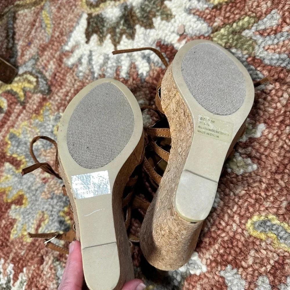 Wedge sandals platform